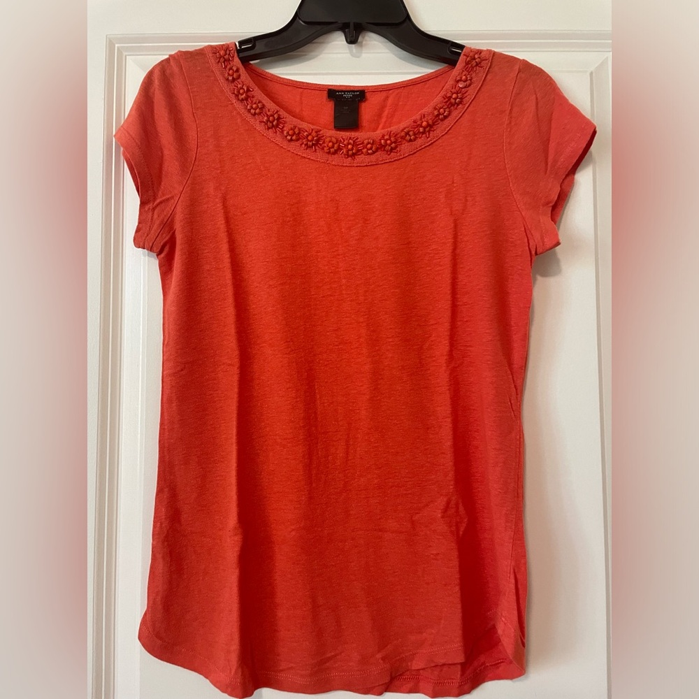 ANN TAYLOR orange short sleeve women top. Size SP